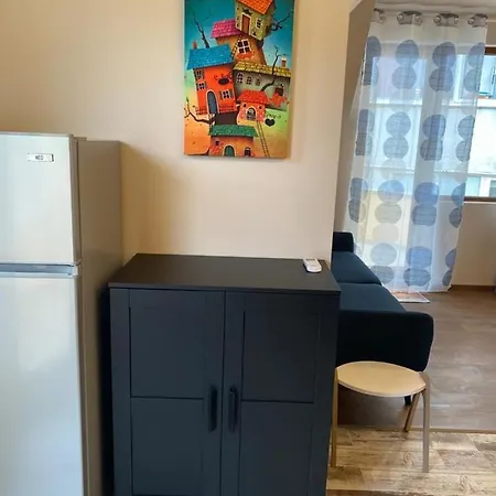 Brand New Sea Garden Apt *