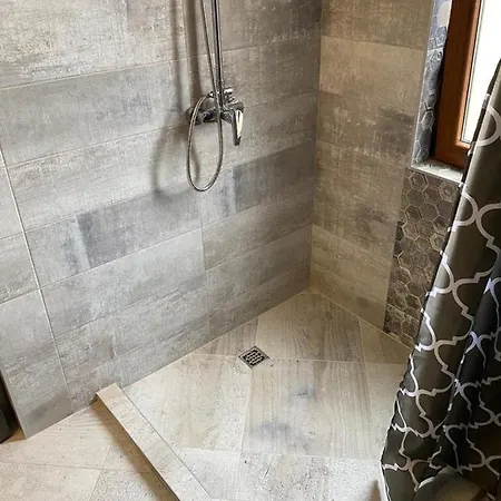 公寓 Brand New Sea Garden Apt 瓦爾納